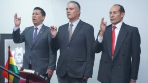 Viceministros toman posesión en el Ministerio de Gobierno