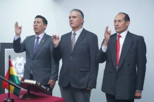 Viceministros toman posesión en el Ministerio de Gobierno