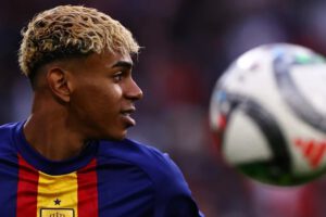 Lamine Yamal en conflicto entre la RFEF y el Barcelona