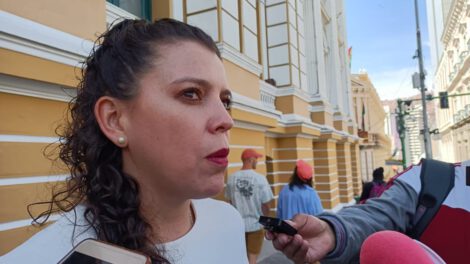 retención de celulares por exlegisladores