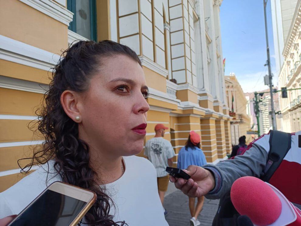 retención de celulares por exlegisladores