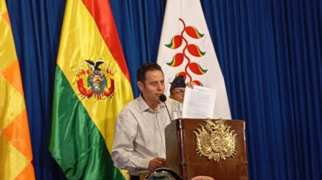 Reestructuración de la Policía Boliviana por Edmand Lara