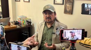 Pago en efectivo para alimentación escolar en Oruro
