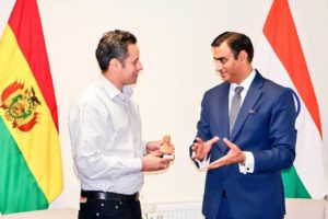cooperación Bolivia India en desarrollo tecnológico y social
