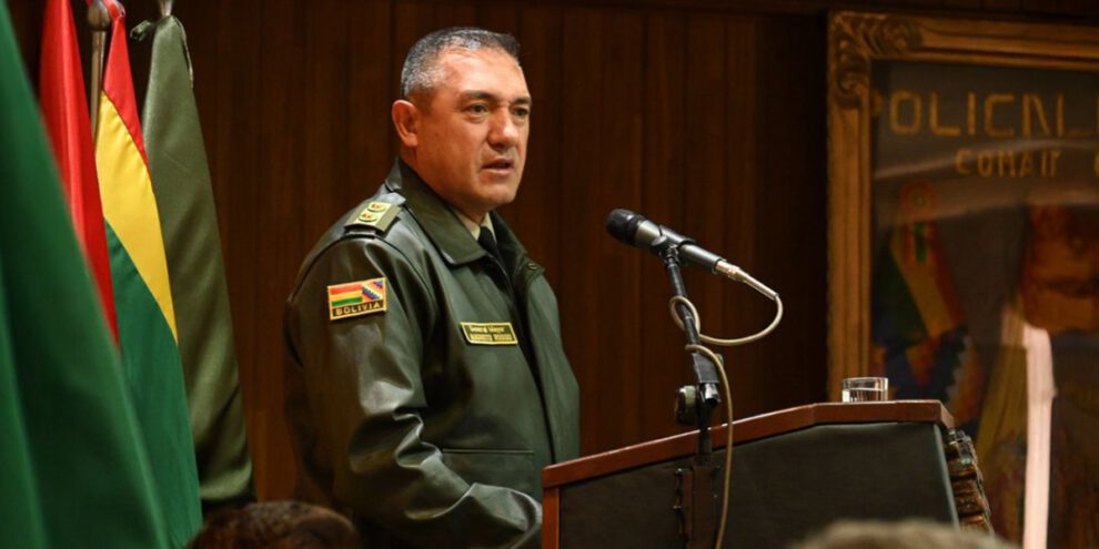 Augusto Russo defiende su cargo en la Policía Boliviana