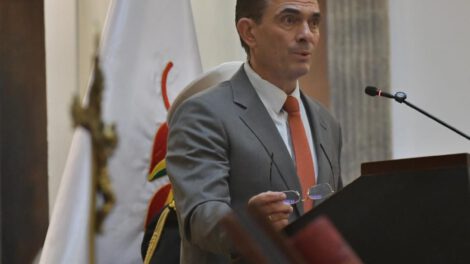 Rodrigo Paz denuncia estado del aparato estatal