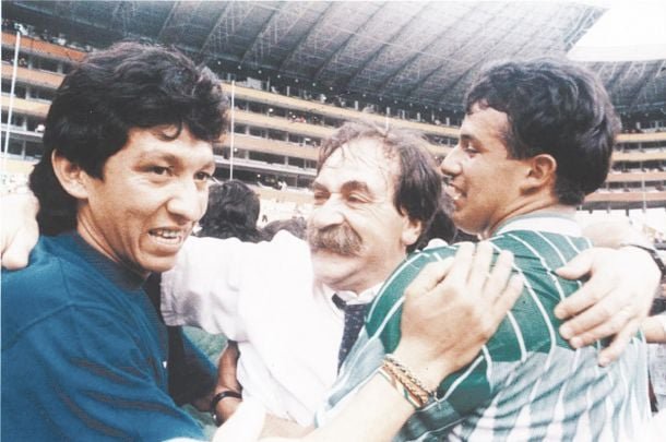 Azkargorta selección boliviana celebran clasificación Mundial 1994