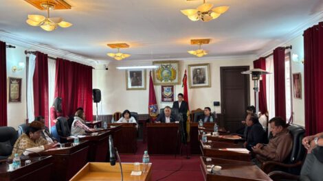 Reducción de salarios concejales en Oruro