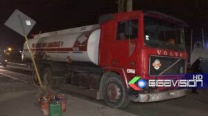 trasvase ilegal de diésel en El Alto