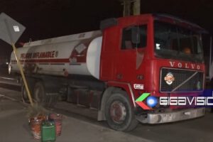 trasvase ilegal de diésel en El Alto