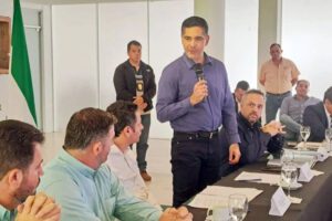 Producción agropecuaria en diálogo con el ministro Justiniano