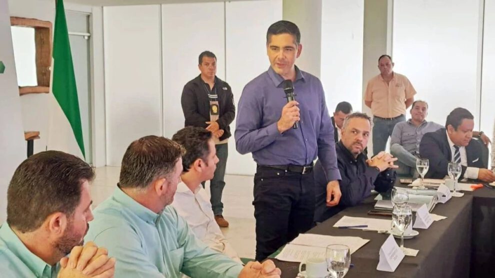 Producción agropecuaria en diálogo con el ministro Justiniano