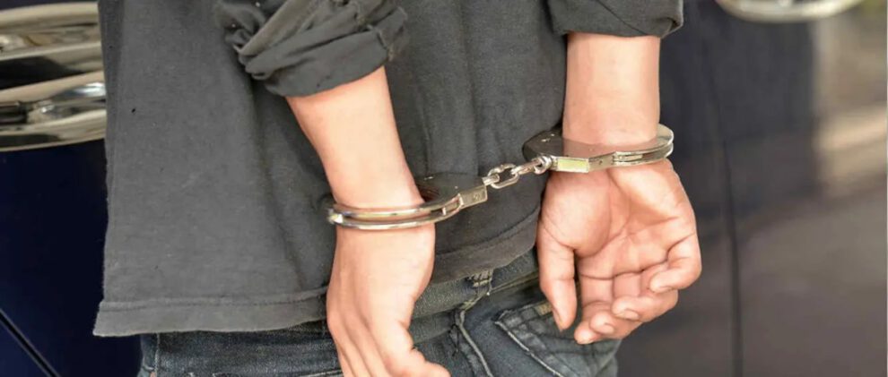 Aprehenden a un hombre acusado de prender fuego a su pareja en La Paz