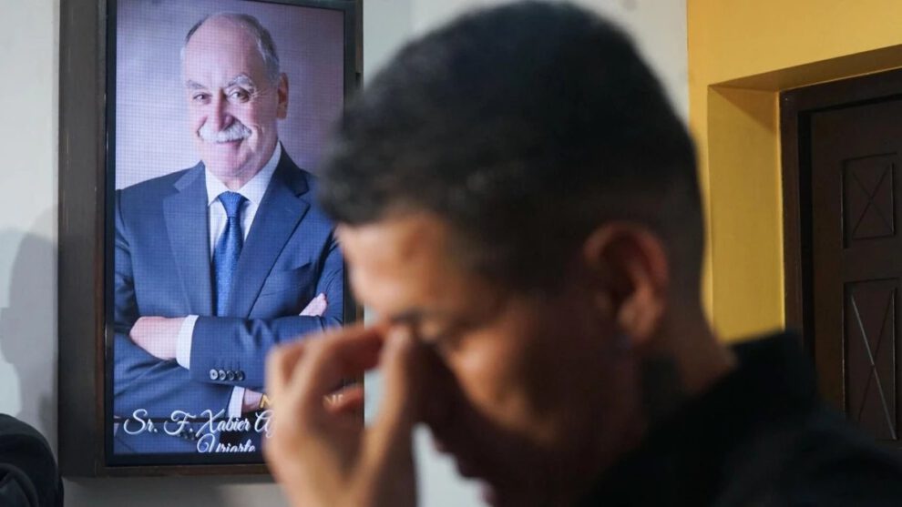 Bolivia llora en el último adiós a Xabier Azkargorta