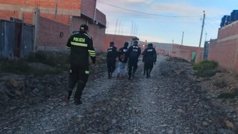Intervención policial en evento de runa tinku en Oruro