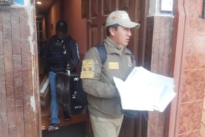 Red de falsificación de documentos en Oruro