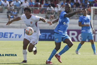 Blooming vence a CDT Real Oruro con gol de César Menacho