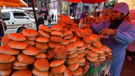 Precio del pan garantizado por acuerdo entre Gobierno y panificadores
