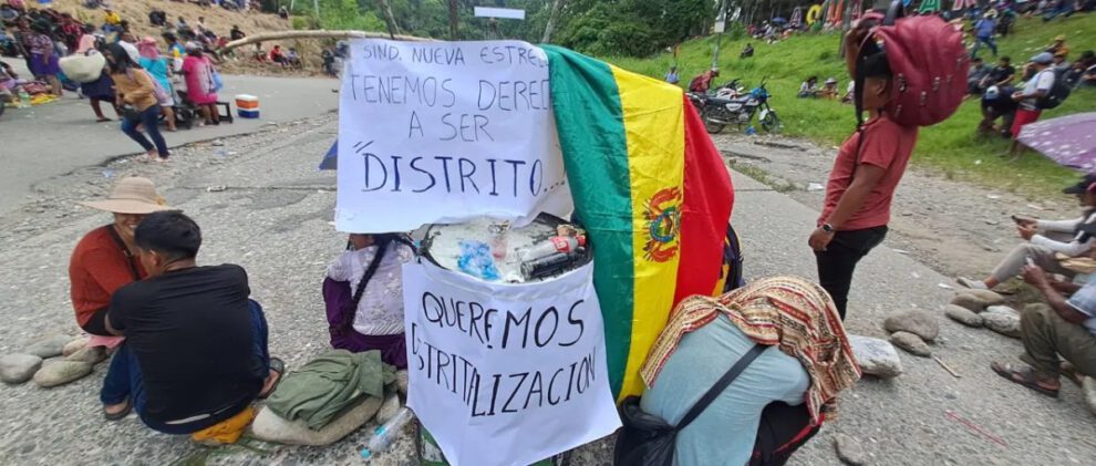 Bloqueo en Villa Tunari afecta la transitabilidad entre Cochabamba y Santa Cruz