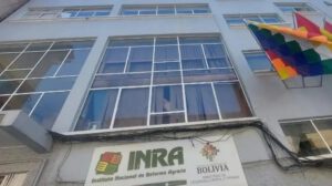 intervención del INRA en La Paz