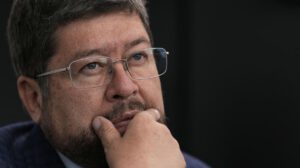 Samuel Doria Medina pide diálogo para resolver tensiones entre Lara y Paz