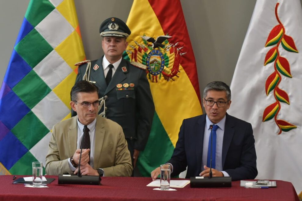 Abrogación de impuestos en Bolivia para reactivar inversión extranjera