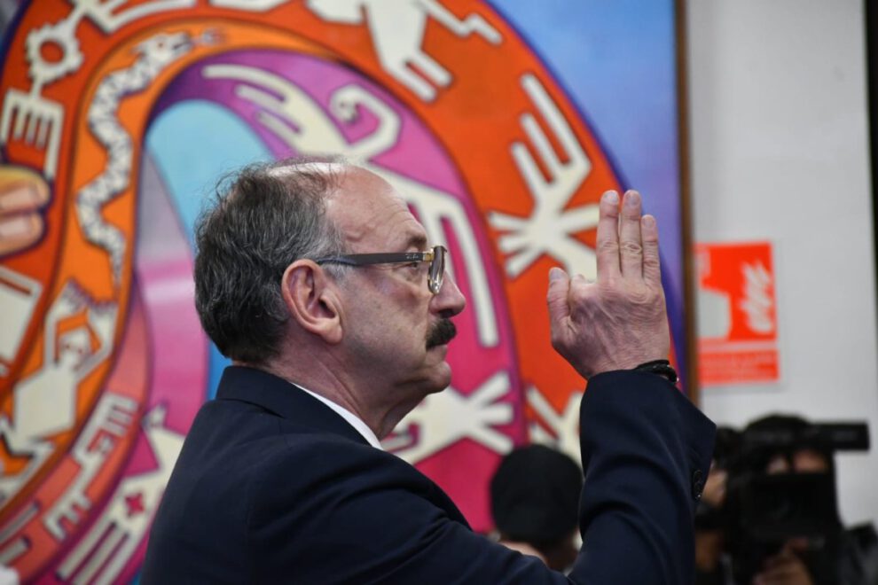 Hugo César León La Faye es el nuevo Procurador General del Estado