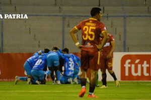 CDT Real Oruro en la noche bochornosa del fútbol