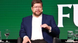 Medidas económicas insuficientes según Samuel Doria Medina