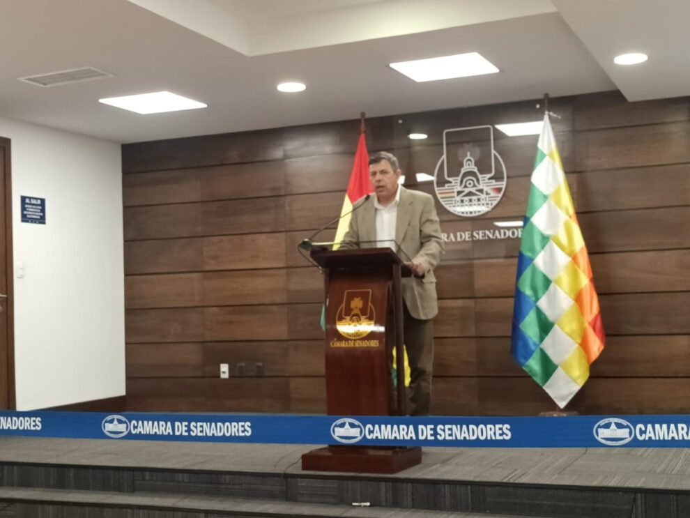 Convocatoria del vicepresidente requiere aprobación de ambas cámaras