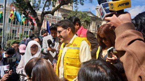 Regreso de Luis Revilla a La Paz