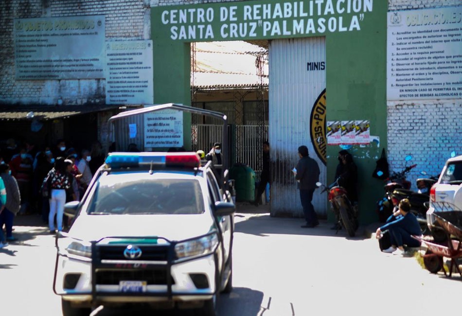 Comando Vermelho implicado en asesinato de reo en Palmasola