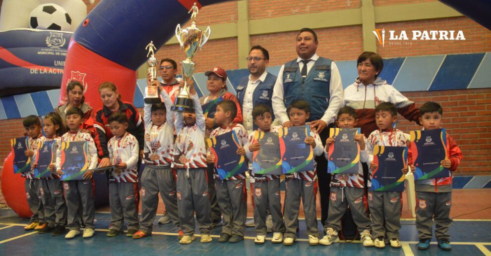 Torneo deportivo unidades educativas en Villa Armonía
