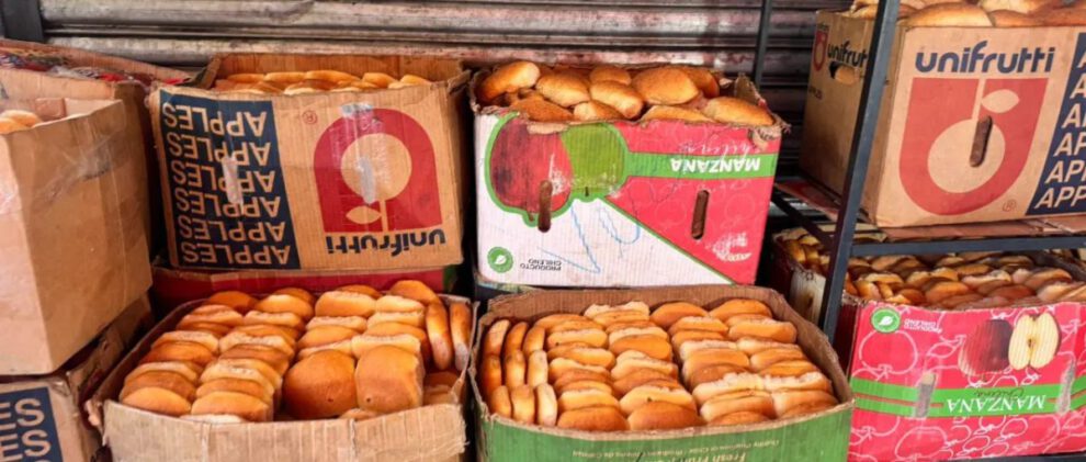 Precio del pan a 80 centavos por unidad