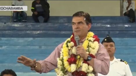 Rodrigo Paz cuestiona la construcción de obras políticas en Bolivia