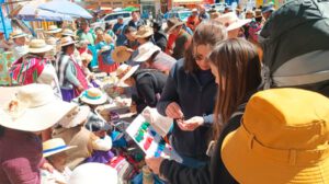 Turismo sostenible en Oruro por mujeres Urus