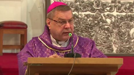 Obispo llama a los líderes del país a cesar las disputas