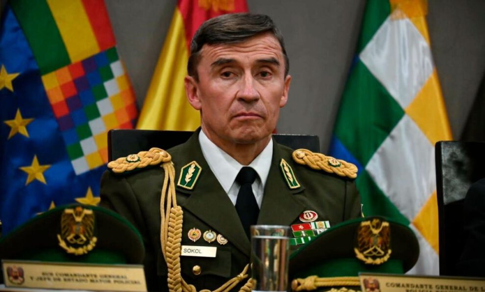 Cierre de comisarías irregulares en la Policía Boliviana