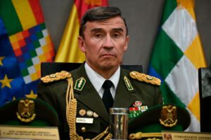 Cierre de comisarías irregulares por la Policía Boliviana