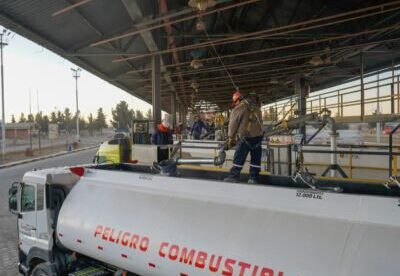 Tanques de combustible irregulares en YPFB Senkata