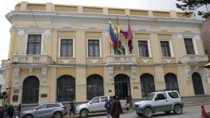 Red de falsificación de documentos en Oruro