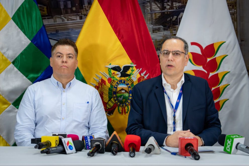 Oscar Rodríguez como Distrital Comercial Oriente en Santa Cruz