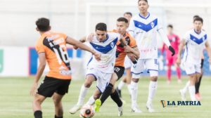 Fernando Arismendi en el club Aurora