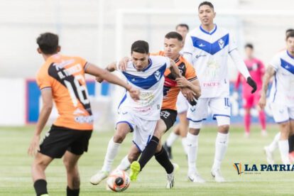 Fernando Arismendi en el club Aurora