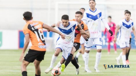 Fernando Arismendi en el club Aurora