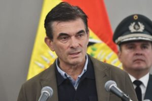 Paz alerta riesgo Bolivia arbitrajes