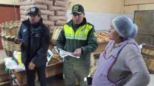 Irregularidades en venta de pan en Oruro