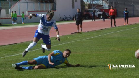 Victoria de San José en el encuentro contra FC VHSR Oruro