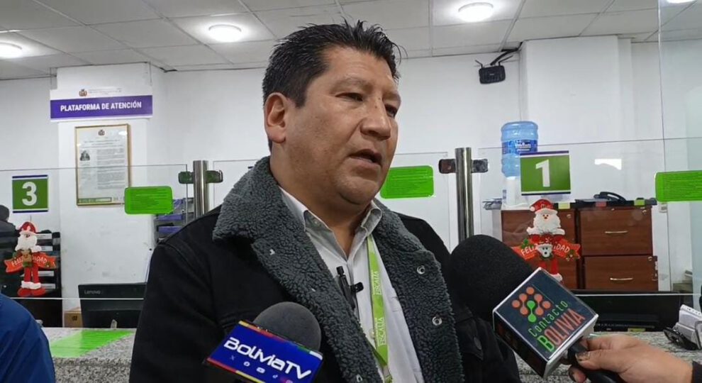 Aprehensión de Cinthia, esposa de Franklin Flores por legitimación de ganancias ilícitas