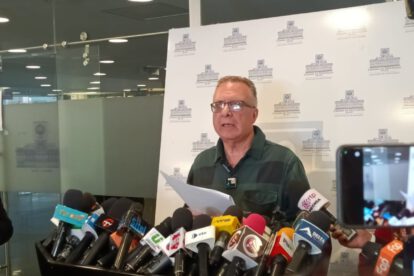 Fuga de Dorgathen según diputado Carlos Alarcón